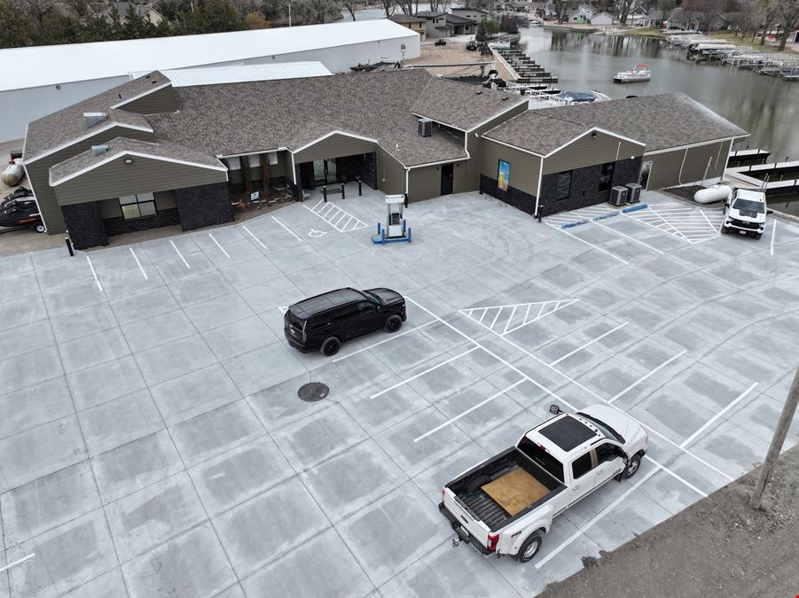 WOODCLIFF MARINA
