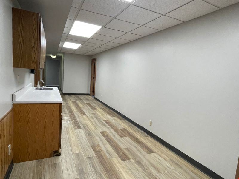 5113 N Executive Dr Suit 105 Microsuites