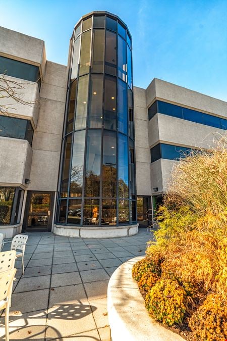 100 Southgate Office 