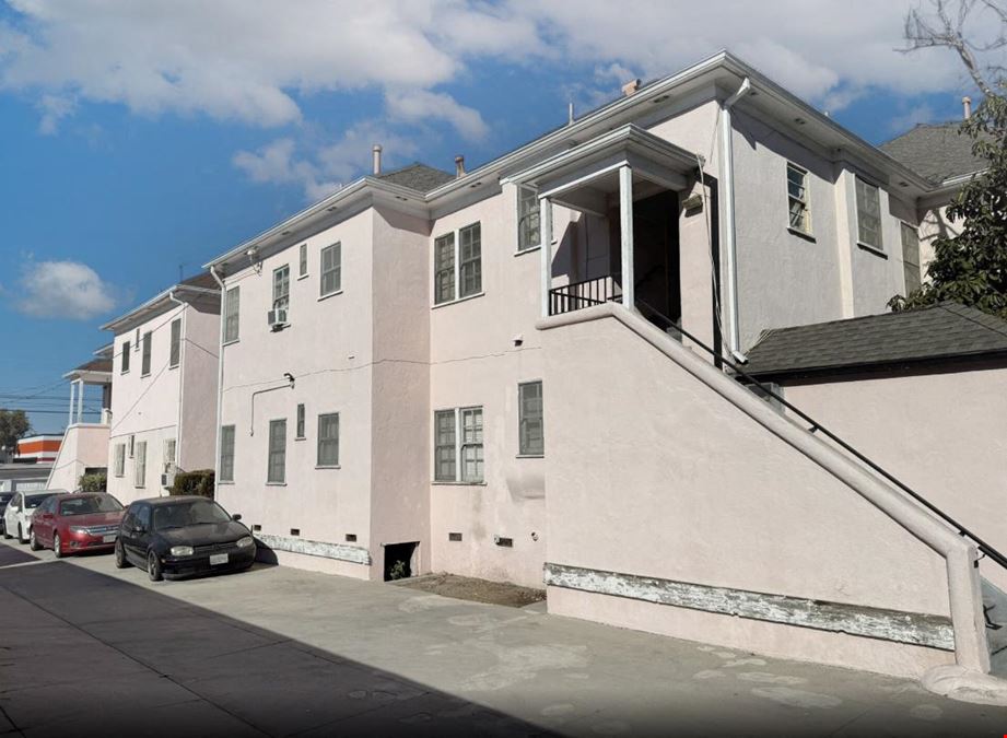 Windsor Court Apartments