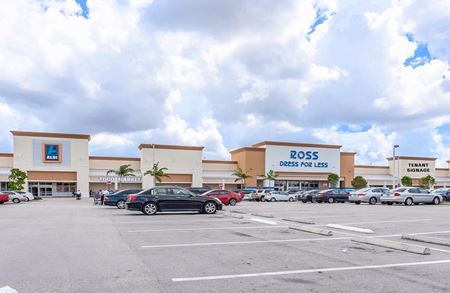 Preview of commercial space at Royal Gardens Plaza