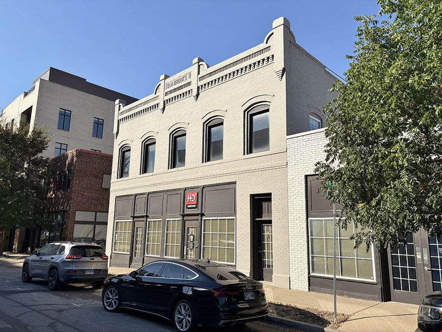 715 N Hudson Ave