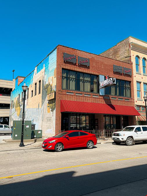7,529 SF Restaurant and Loft Apartments For Sale In Downtown Springfield