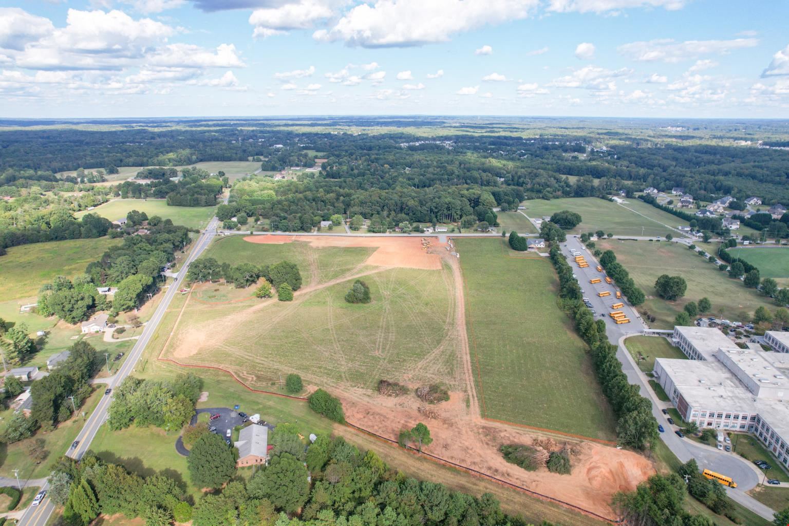 Food Lion Anchored Shopping Center - Pre Leasing