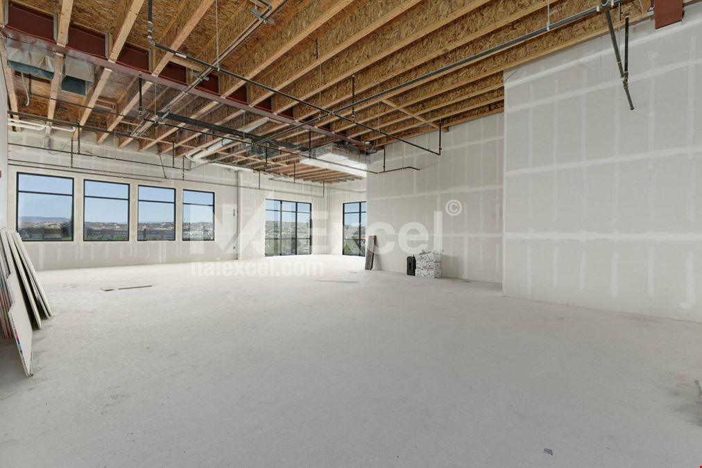 Mall Dr Professional Office Condominium