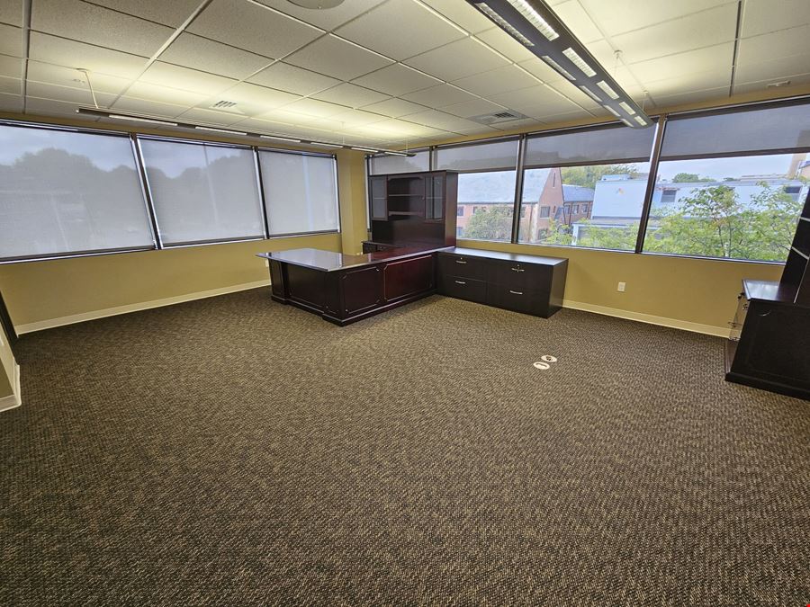 Downtown Office Available for Sale or Lease