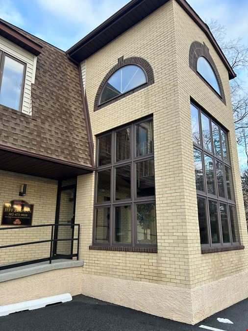 1813 Marsh Rd