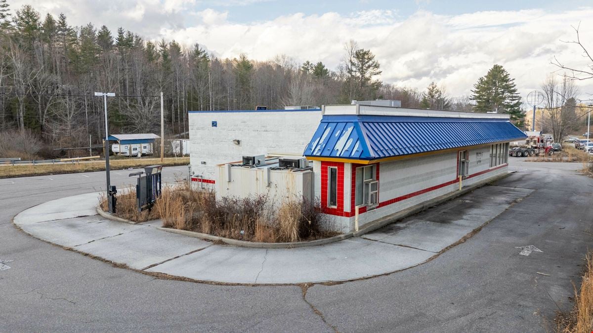 Freestanding Drive-Thru Restaurant Building in Spruce Pine, NC