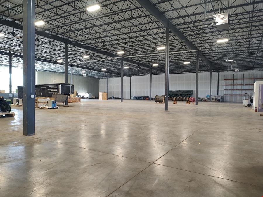 Coon Rapids Warehouse Space for Rent - #1708 | 1000-20,000 Sq Ft