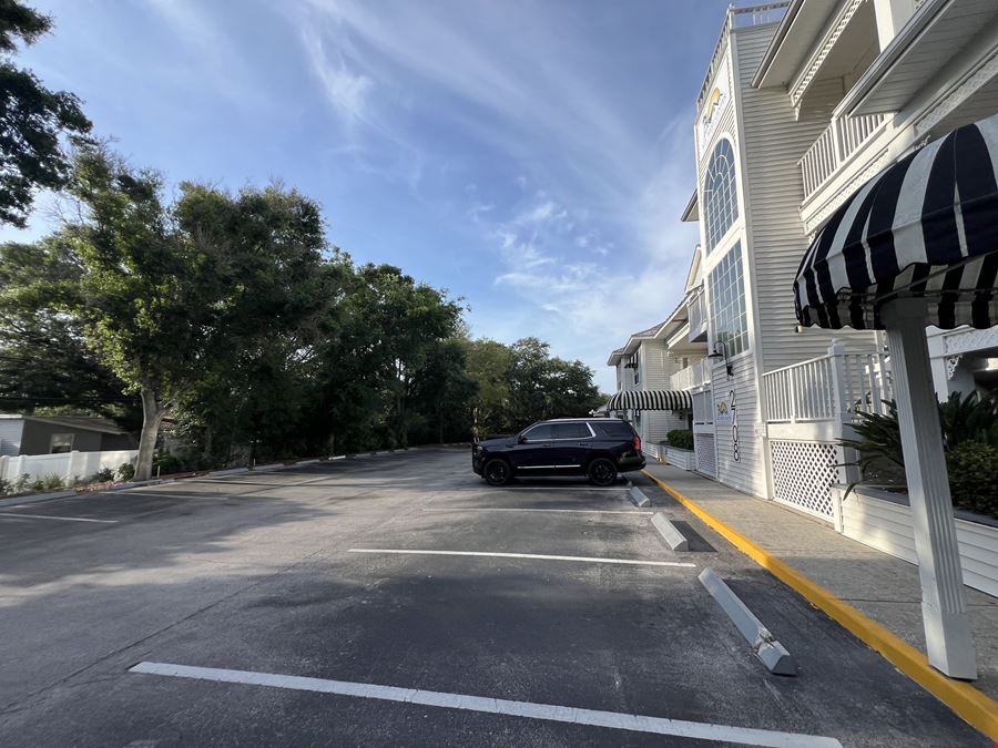 Key West Center Retail / Professional Office / Executive Office