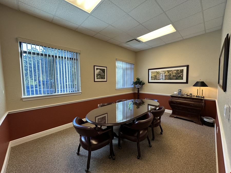 Professional Office Spaces For Lease