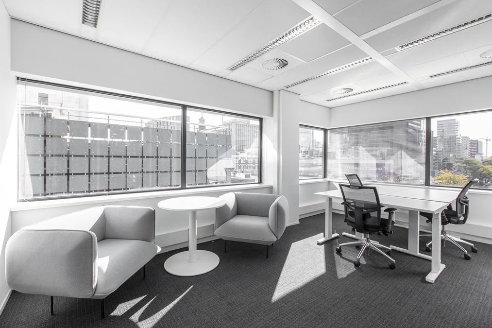Regus - Raleigh - Common Oaks Drive