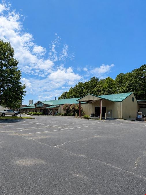 12,000 SF Retail/Warehouse Building -