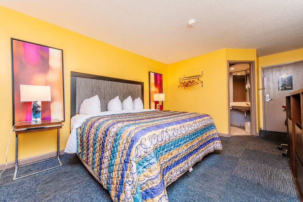 Red Carpet Inn