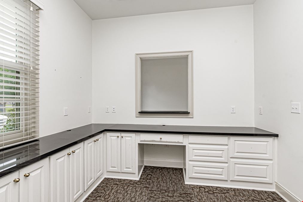 Siegen Lane Garden Office