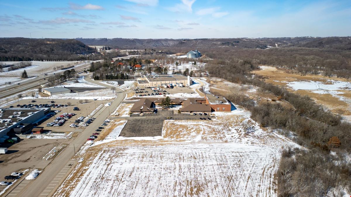 Prime Industrial Flex Space for Lease