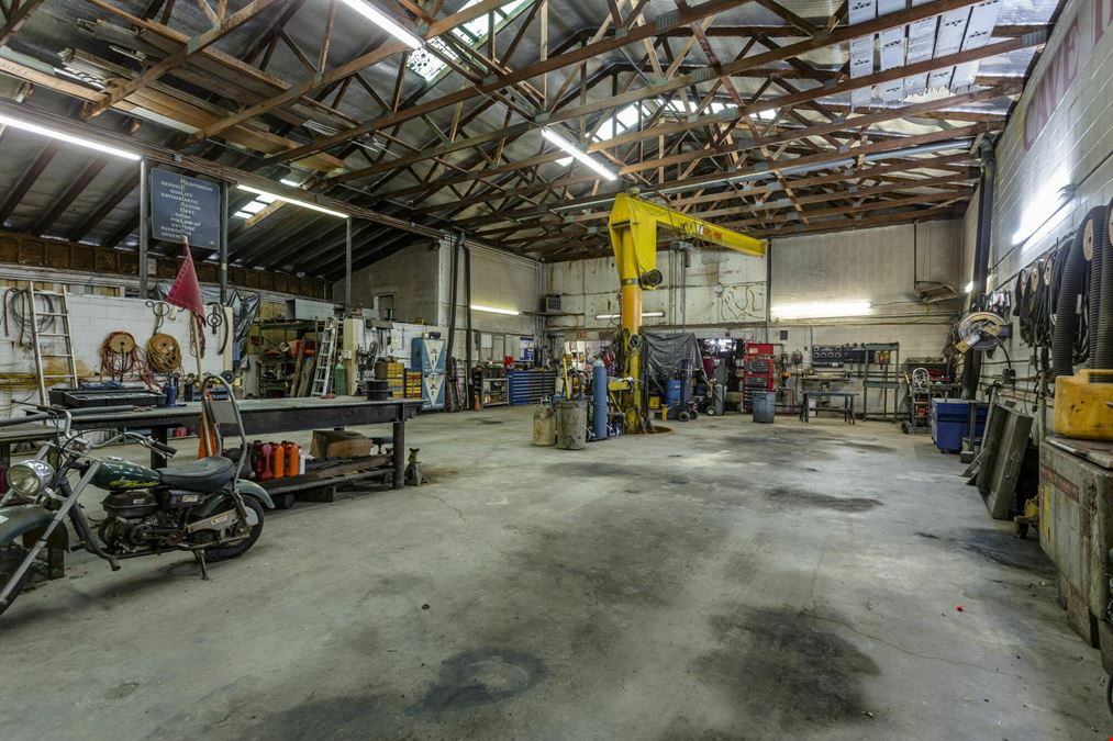 LARGE INDUSTRIAL MAINTENANCE & REPAIR SHOP NEAR MERCK & MILLERCOORS