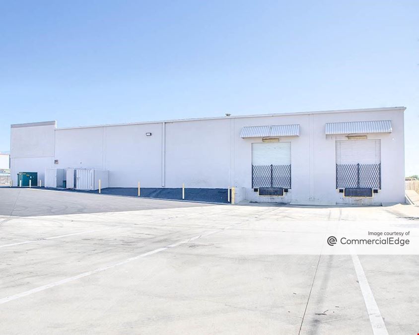 9852-9860 Baldwin Place