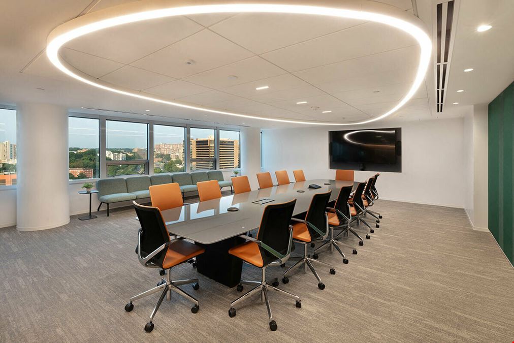 1000 Wilson Blvd | 10th Floor