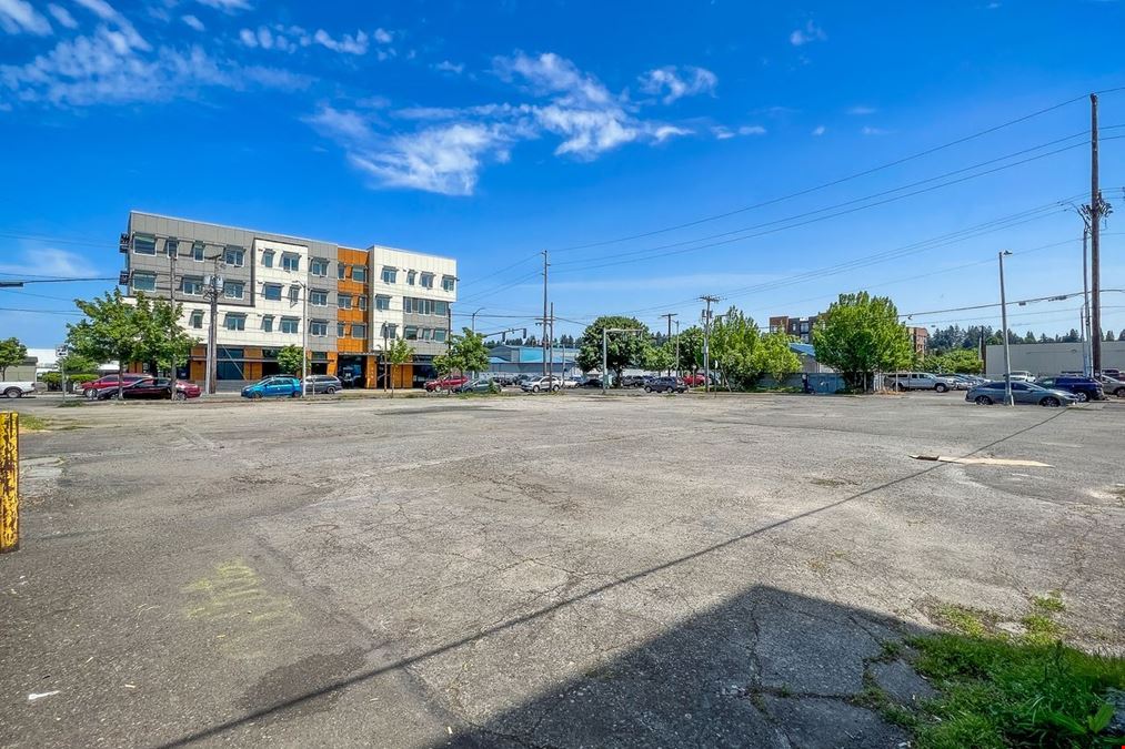 317 State Ave NE