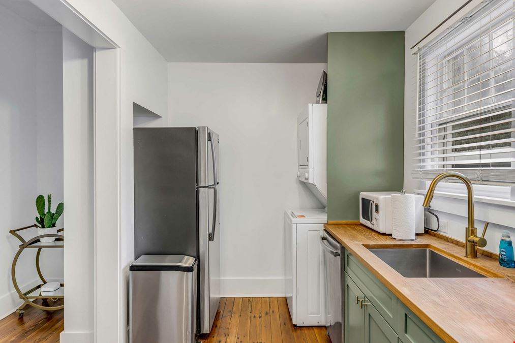 Short Term Rental Triplex Downtown