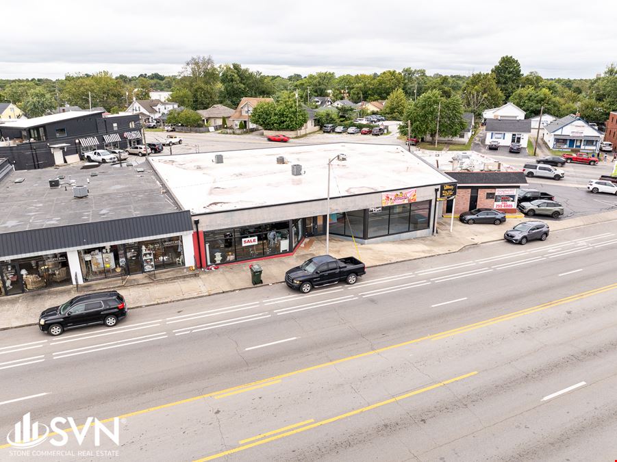 1,100 SF Retail Space For Lease
