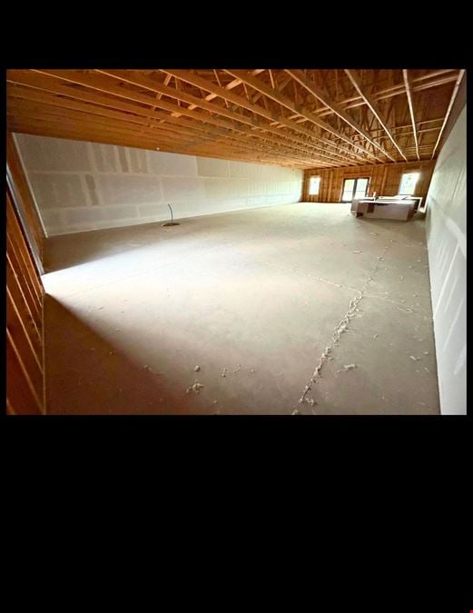 Anchor Plaza | Combined 3,569 SF