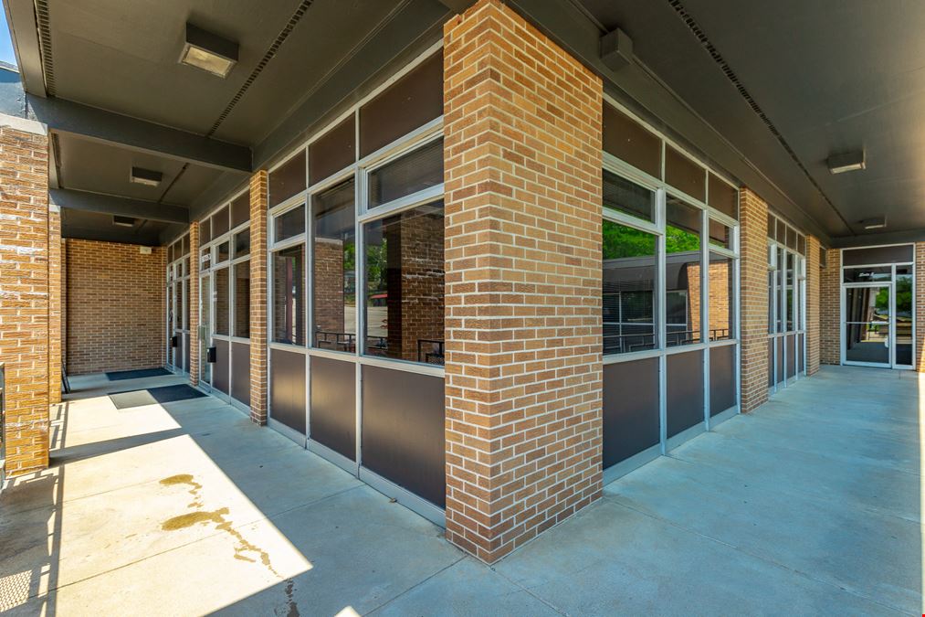 Brainerd Corridor Office Suites 2,652 SF and 915 SF