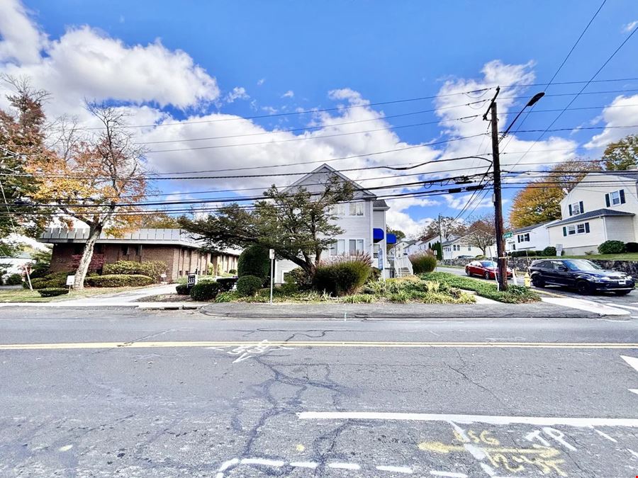 543 Newfield Ave
