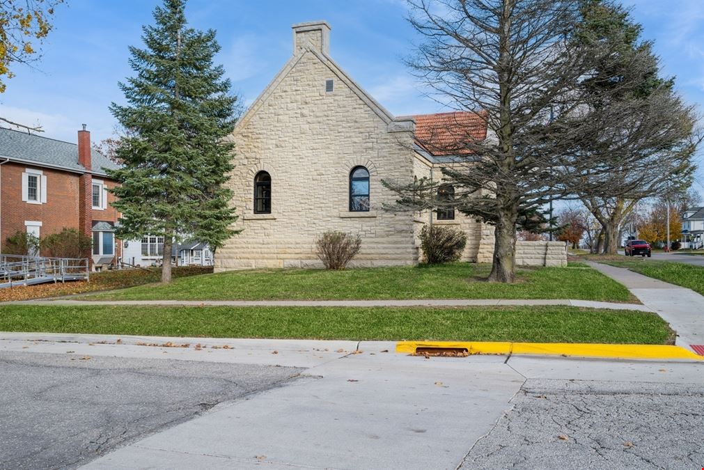 Historic Anamosa Public Library