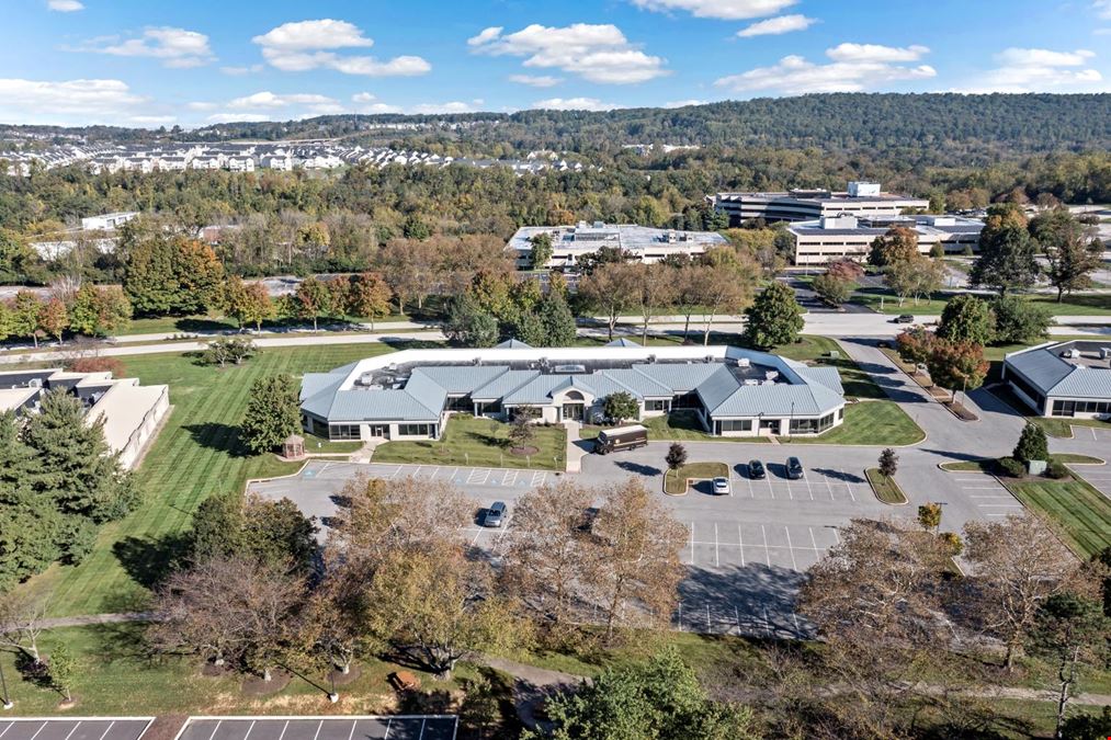 40 Valley Stream Pkwy