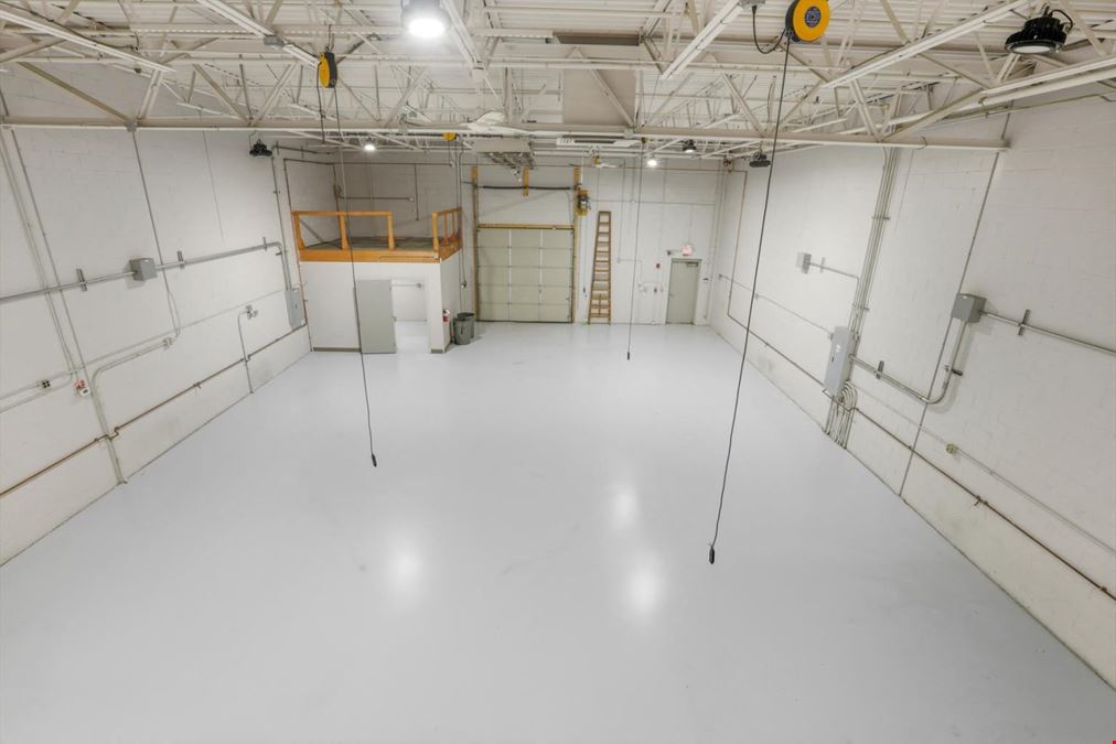 Industrial flex Space for Lease in Newburyport Seacoast Business Park