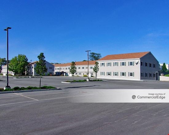 Preview of Office space for Rent at 850 Aquidneck Avenue