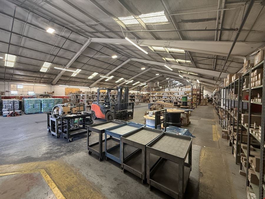 Storefront and Warehouse on Business I-20