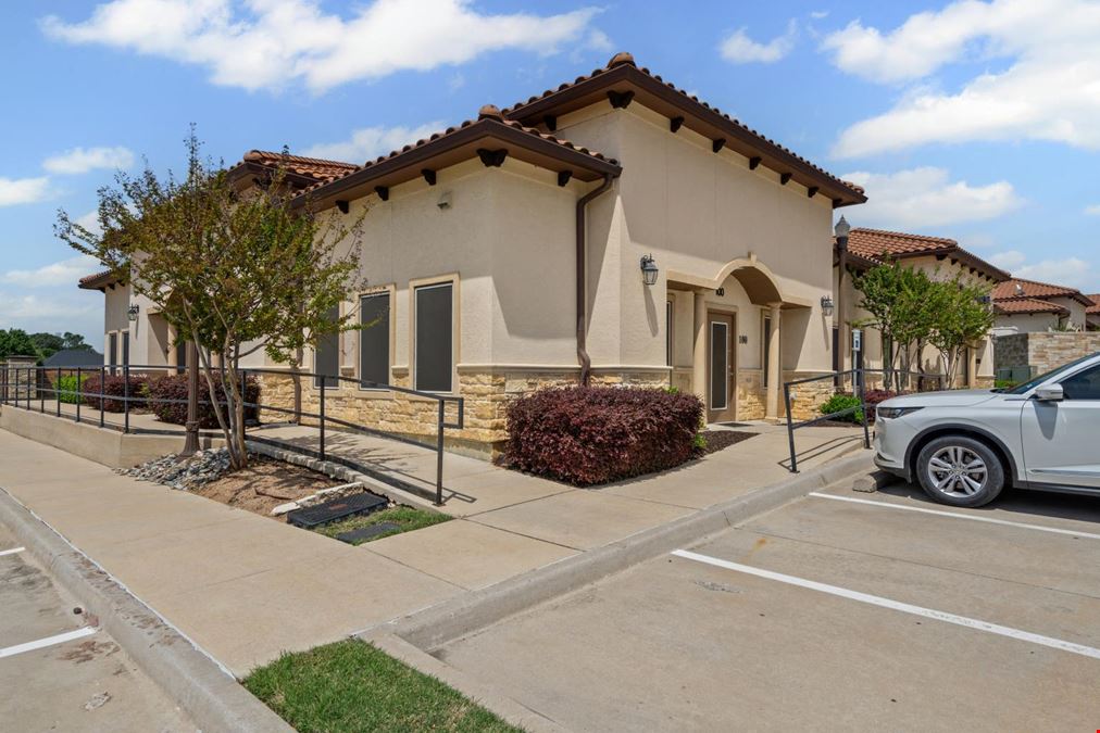 3055-3071 W Southlake Blvd