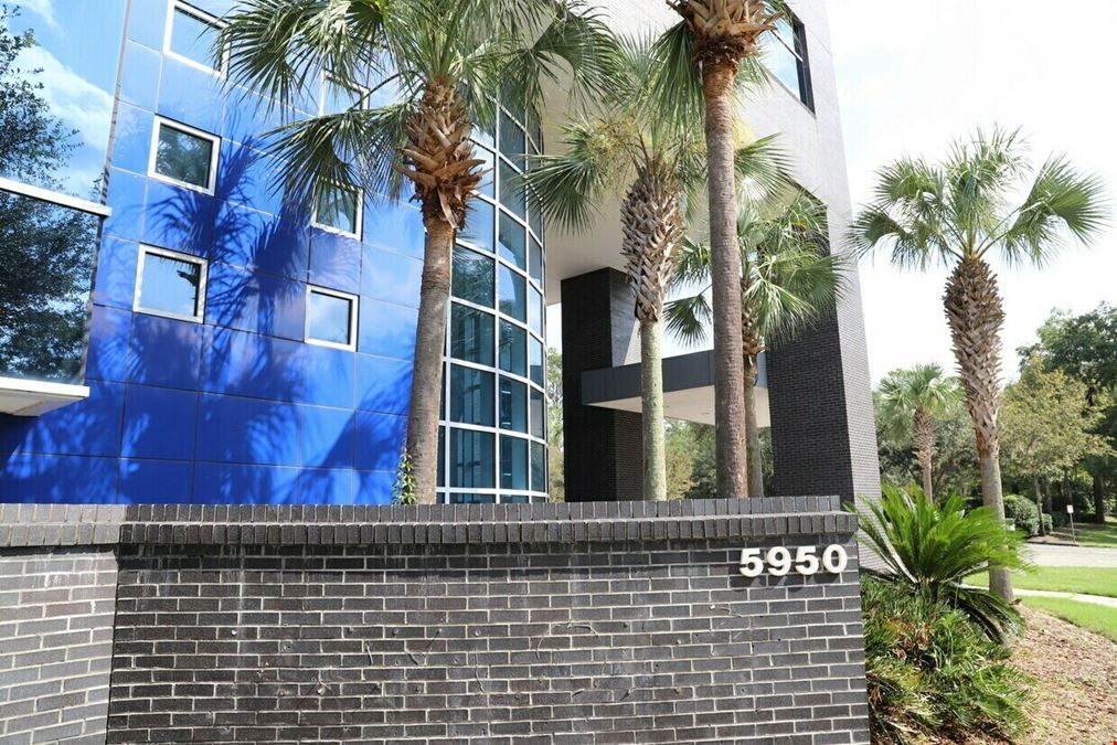 5950 NW 1st Pl
