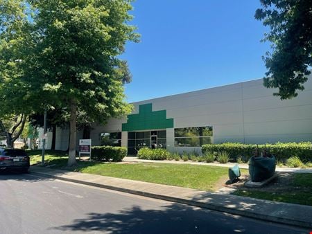Preview of Industrial space for Rent at 5679 La Ribera St.