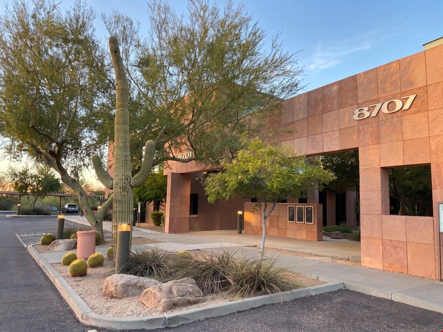 8707 E Vista Bonita Dr, Ste 155
