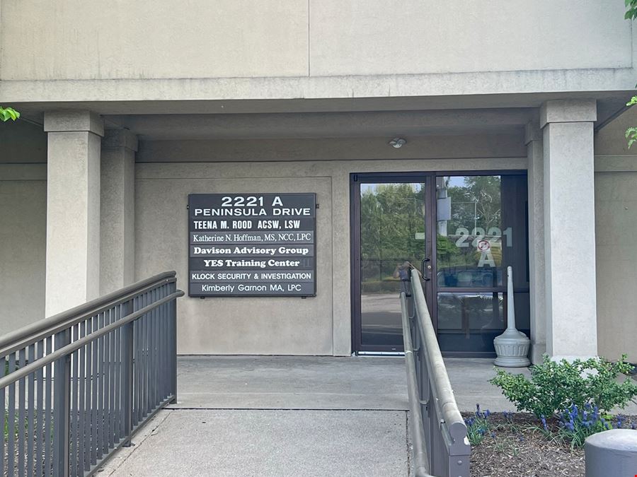 2221 Peninsula Drive