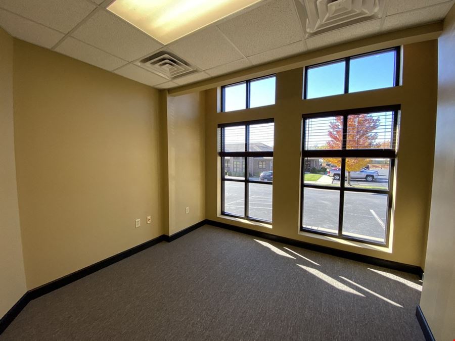 1,037' Class A Office For Lease near Republic & Campbell