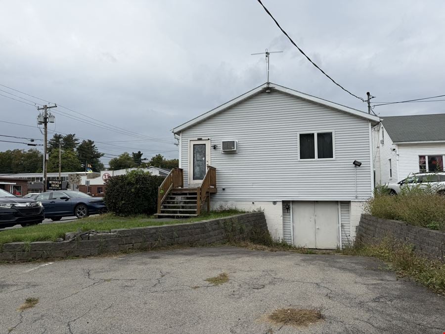 30 Fuller Rd