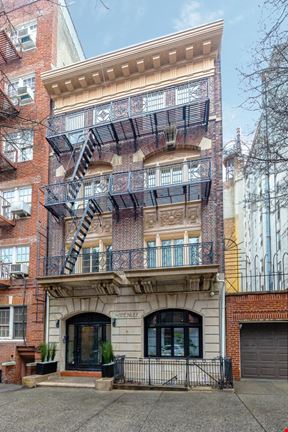 93 Hicks Street