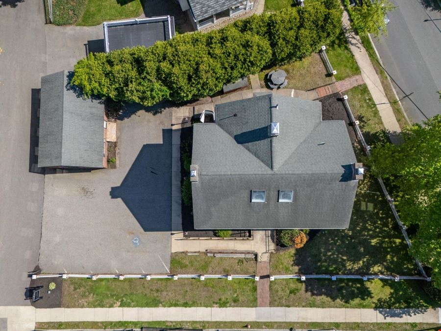 6 Windsor Street, Andover, MA 01810