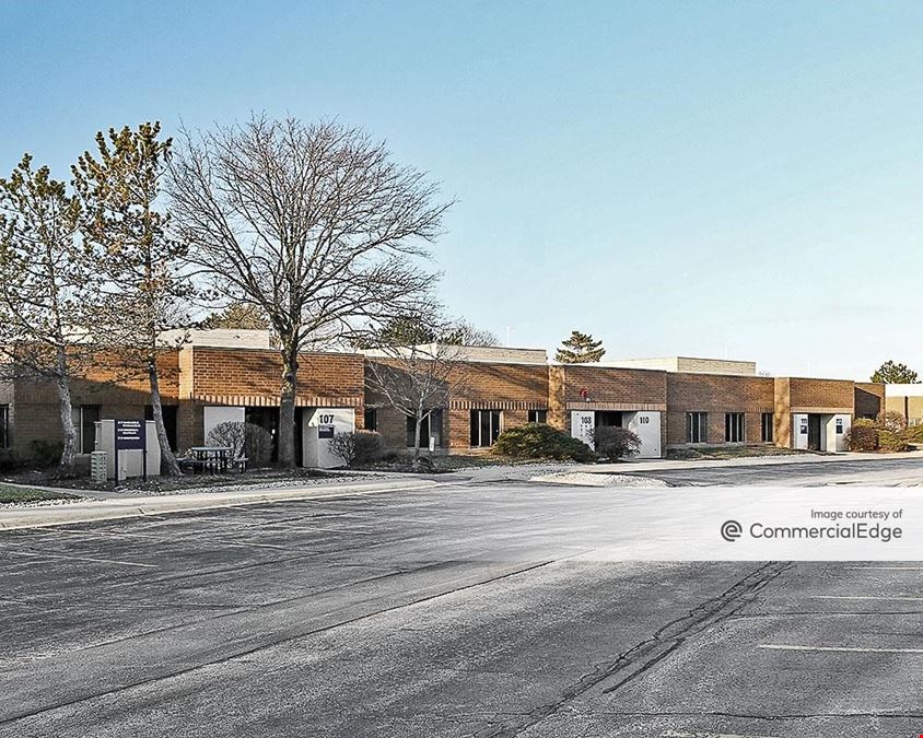 Northbrook Court Professional Plaza