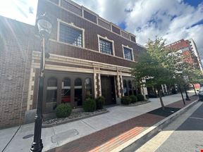 212 E Main St