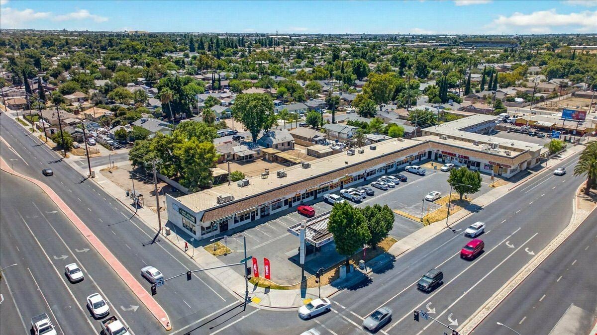 Turnkey Restaurant Space Available in Strip Shopping Center