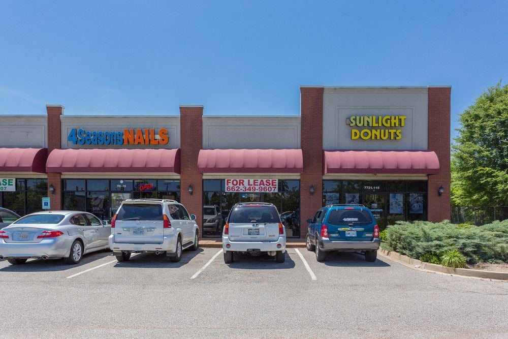 Hacks Cross Shops