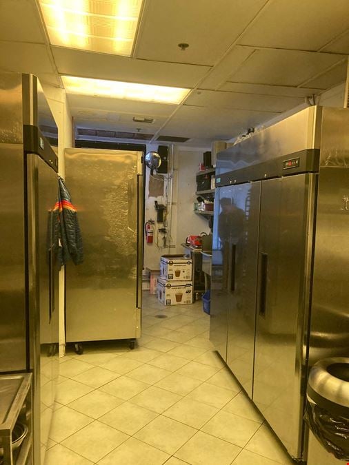 2510 Main St
