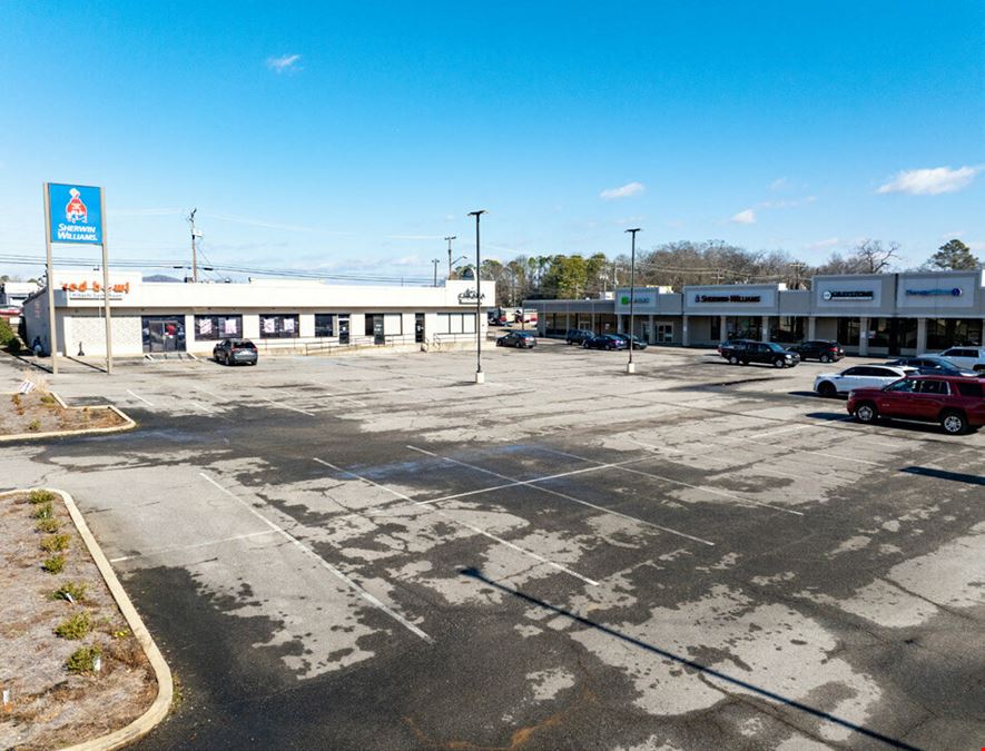 Talladega Plaza | Two Suites Available, ±9,274 Total SF