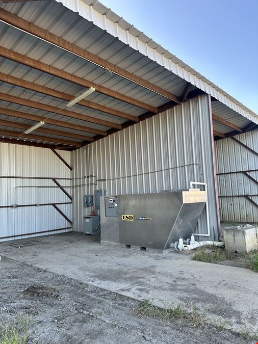 IOS Site: 8,400 SF + 2 AC Yard